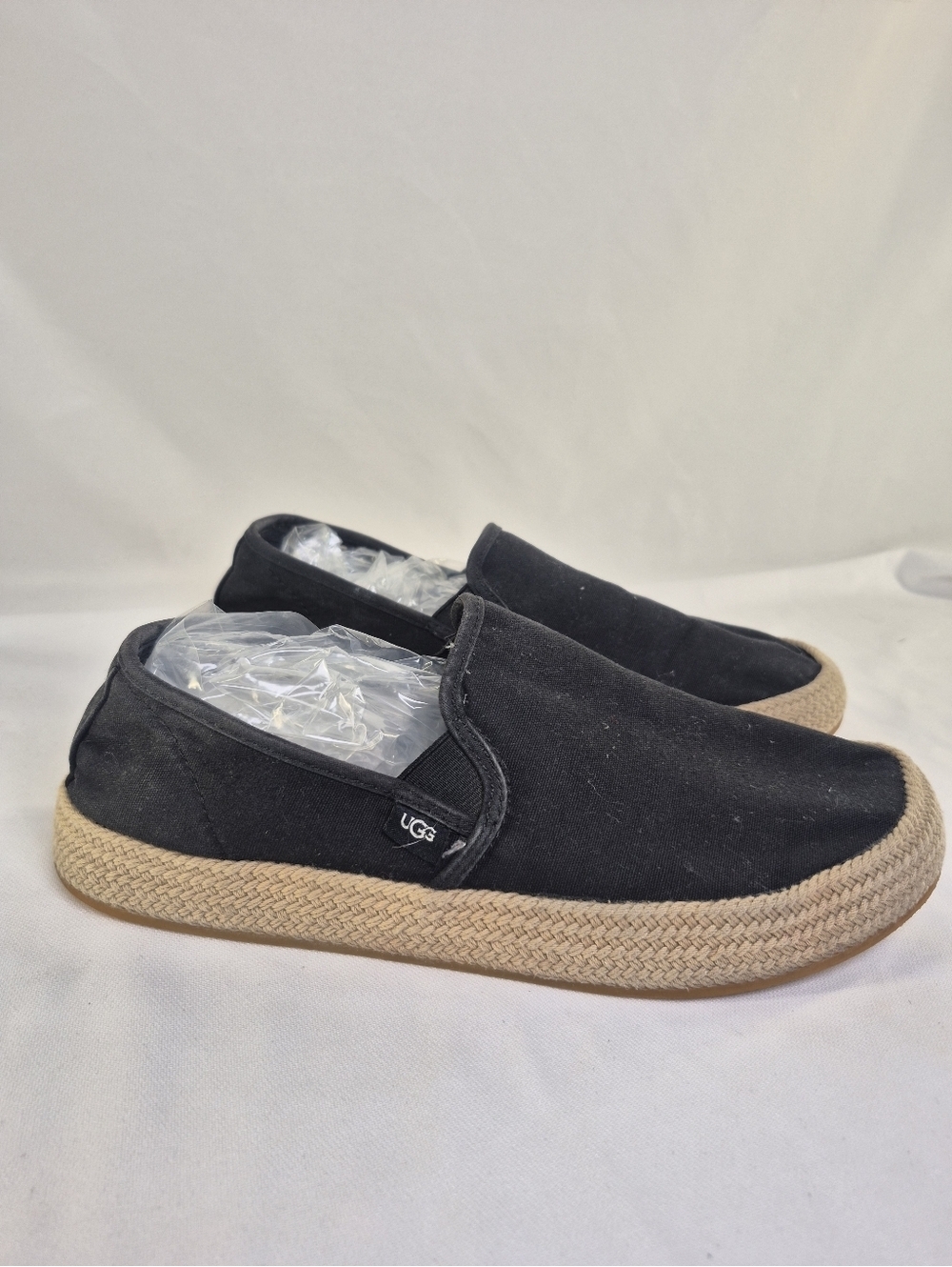 UGG Women's 8.5M Bren slip-on sneakers black canvas upper braided Jute Sole Shoe